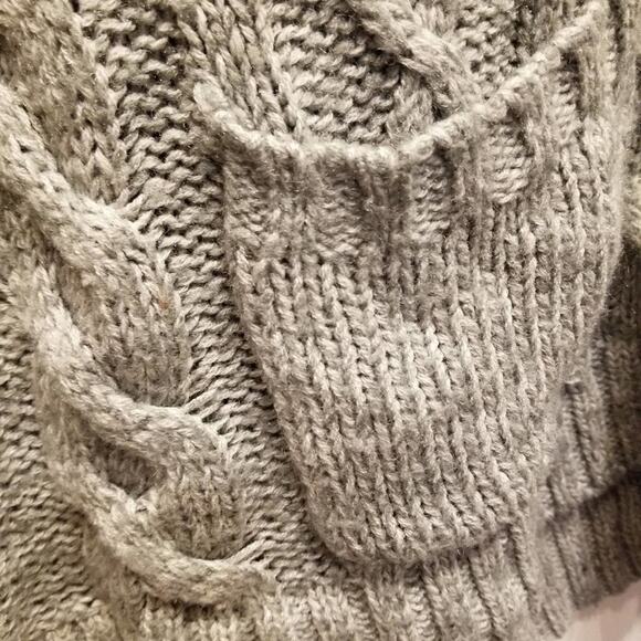 Cecico Silver Gray Chunky Cable Knit Sweater Oversized Size L - Picture 5 of 9